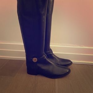 NWOT TORY BURCH BOOTS